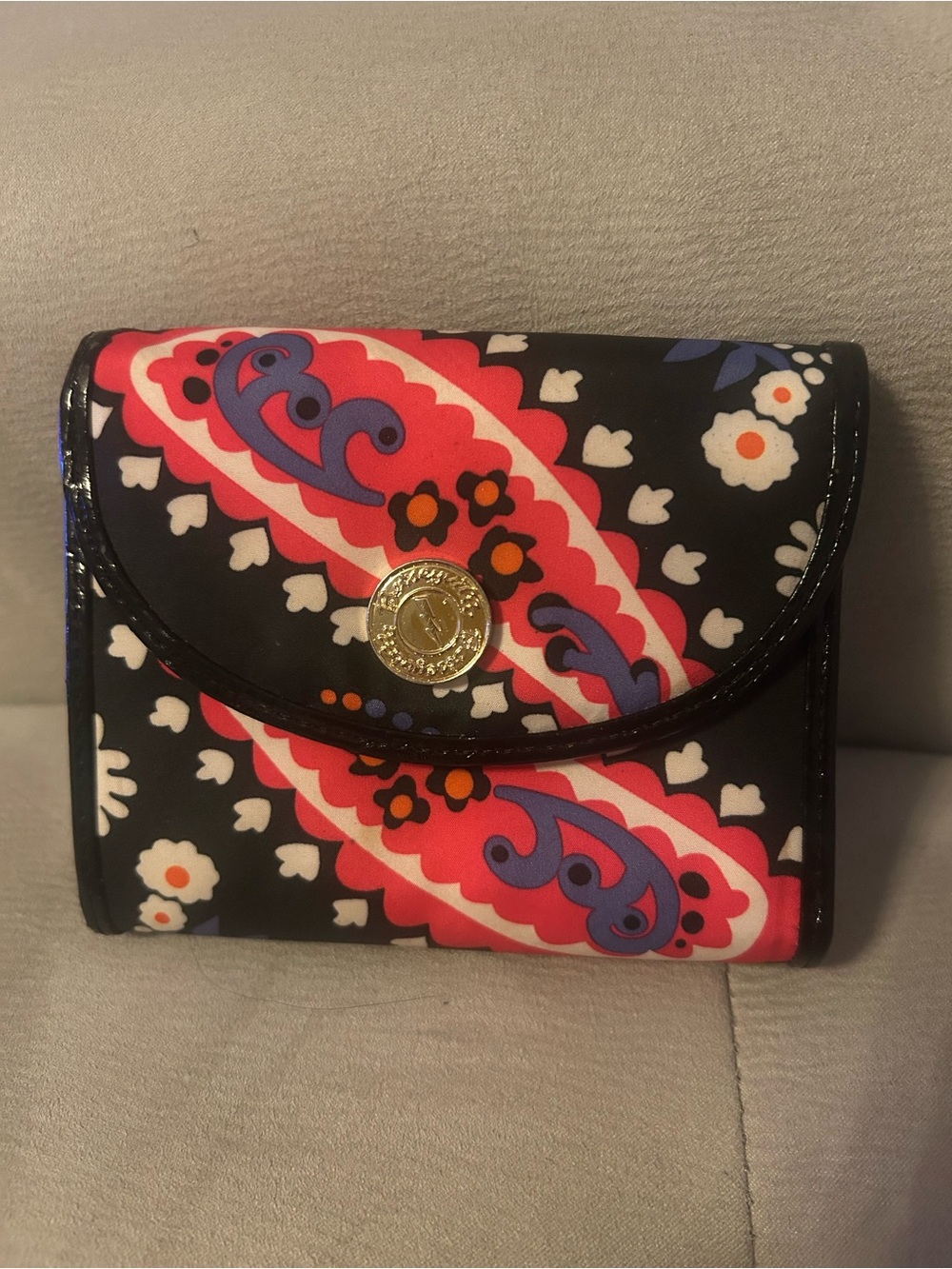 Y2K VTG Betsy Johnson Betseyville Floral/Paisley Fold-Over Wallet Black/Multi